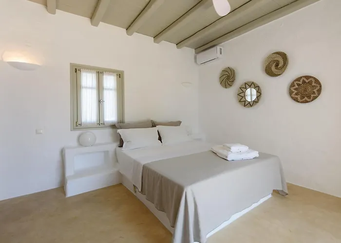 Vinea Paros Villa